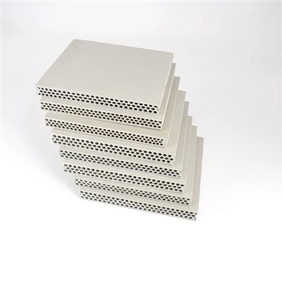 Cofraj de demulare pentru beton